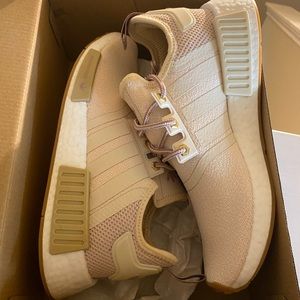 Worn to try on and that’s it. They’re comfortable, but I’m downsizing!